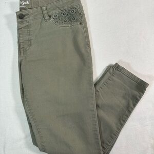 Cat & Jack Girls’ Olive Green Jeggings with Embroidered Pockets Size 16